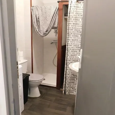 Mini Dans Lotissement Bord De Prázdninový dům